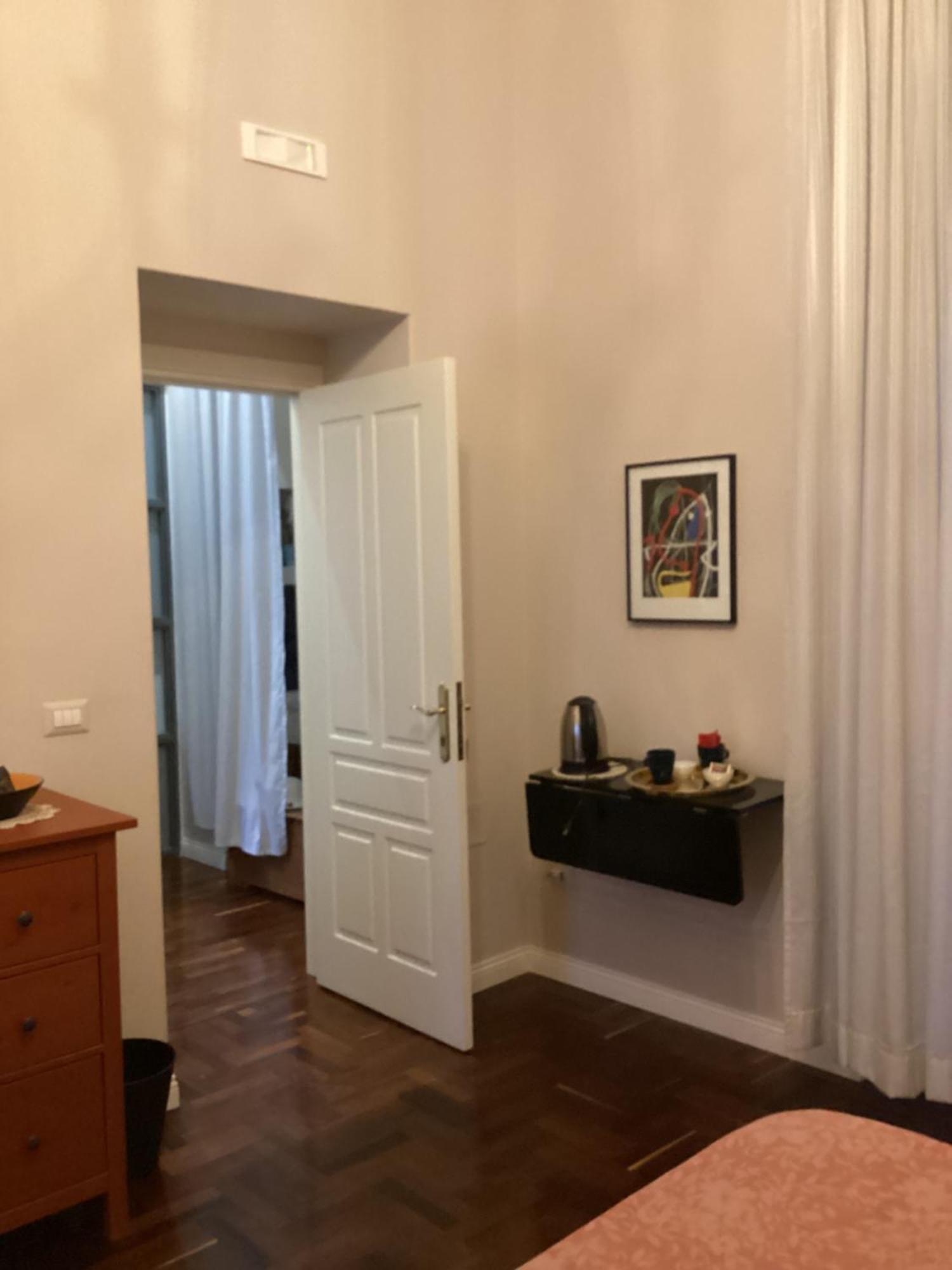 Beb Binario39 Bed and Breakfast Napoli Eksteriør billede