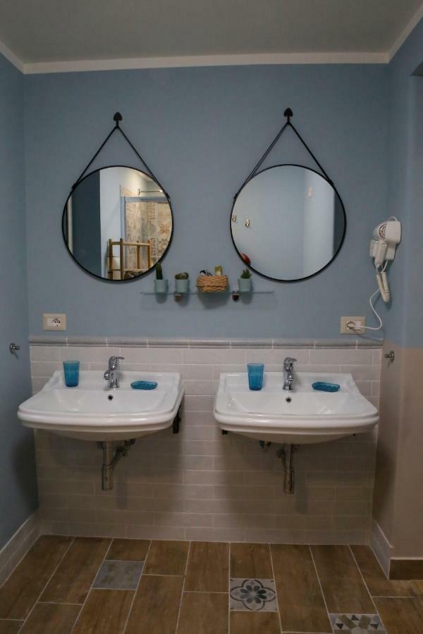Beb Binario39 Bed and Breakfast Napoli Eksteriør billede