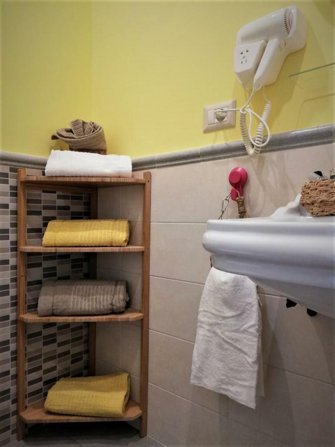 Beb Binario39 Bed and Breakfast Napoli Eksteriør billede