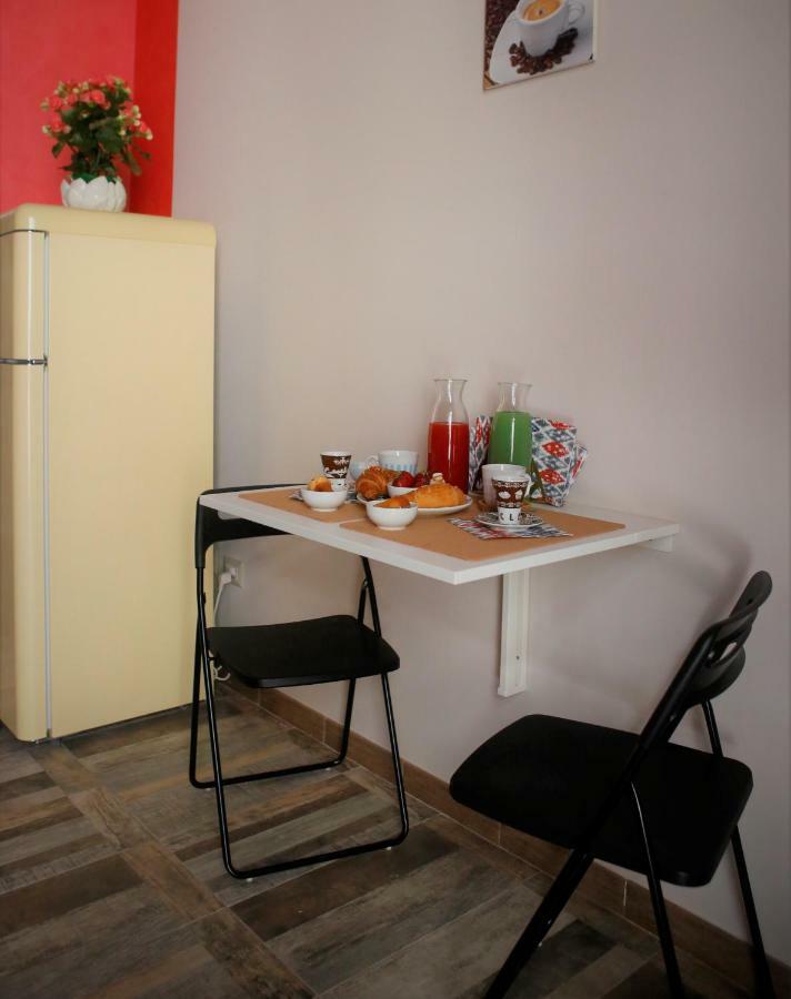 Beb Binario39 Bed and Breakfast Napoli Eksteriør billede
