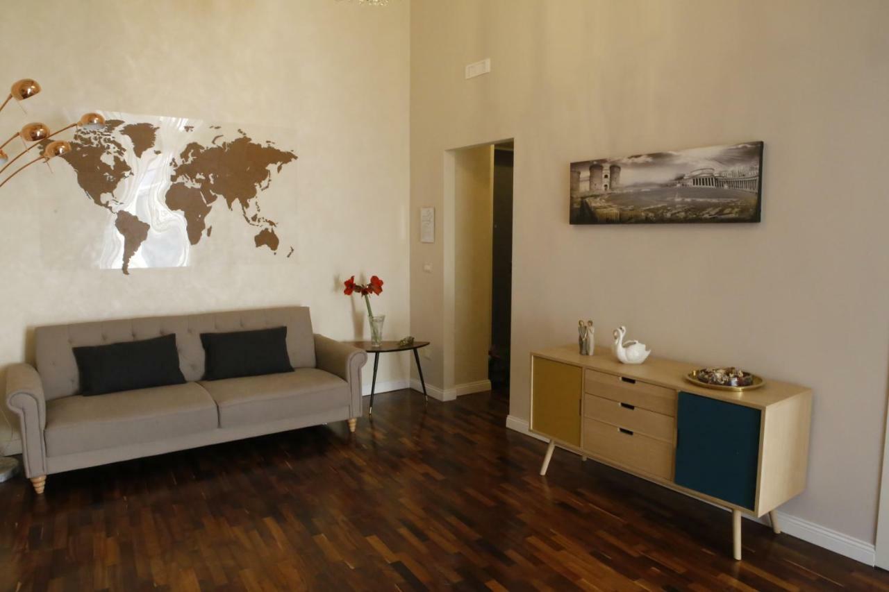 Beb Binario39 Bed and Breakfast Napoli Eksteriør billede