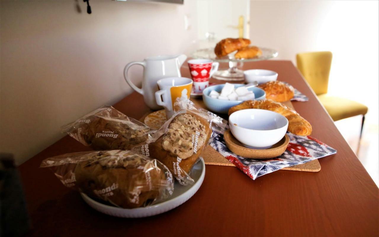 Beb Binario39 Bed and Breakfast Napoli Eksteriør billede